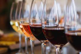 Les vins parfaits pour accompagner vos plats d’été en Gironde avec le Domaine Château la Barotte